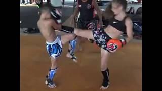 11 Year Old Pros Sparring: Jodie Mccarthy vs Ramadan Ondash