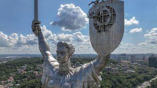 Watch: Hammer and sickle removed from Kyiv's giant Soviet-era Motherland Monument