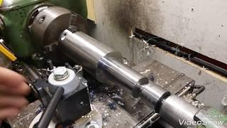 Fitting a trepanning tool to the Dainichi lathe. Also running the 1M63 lathe!