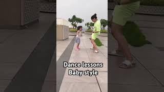 Dancing Baby| Alayna loves to make me dance. Does your baby also does that ?? Enjoy these moments !