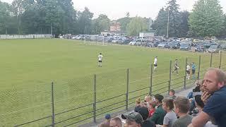 Nieuznana Bramka Górnik Wieliczka - Brzezina Osiek   Falešný Goal ve Futbalu