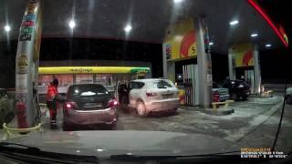 Russian Gas station worker stole Toyota Camry - Заправщик Роснефть угнал Toyota Camry