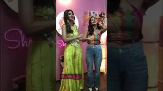 Shilpa Shetty bursts into laughter after Shehnaaz Gill whispers in her ears #shorts