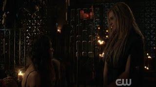 Clarke and Lexa - "Room scene" (3x04 part5)