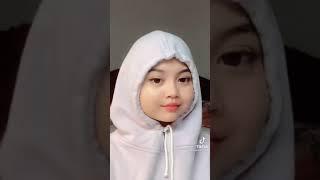 Tiktok Una gemoy Parah