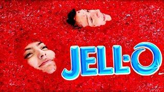 5,000 Pounds Of Jello In Hot Tub!