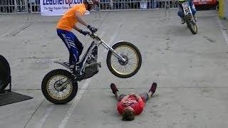 Insane Trials Motorcycle Stunts