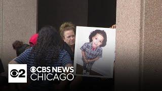 Teen charged with shooting, killing 7-year-old boy in Chicago appears in court