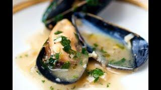 Mussels in Creamy Garlic Sauce OMG!