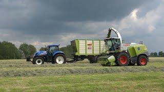 Gras hakselen door loonbedrijf Grefelman met Claas Jaguar 940 en New Holland trekkers (2021)