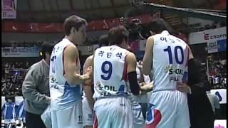 Evan Patak, White T-Shirt #17, Korean Air vs. Hyundai