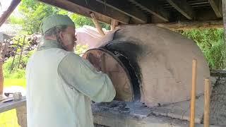 Virtual Prairie Days: Cob Oven Bread