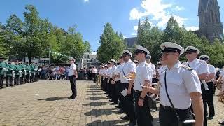 Schützenfest Olpe 2024 - Begrüssung des Marinemusikkorps Kiel am Markt