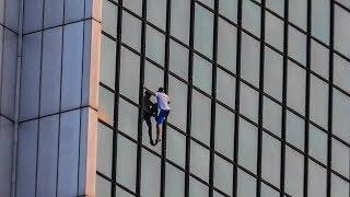 BNT 285 Climbing the Marriott Hotel in Warsaw