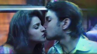 Kiss scene of sudh deshi romance movie whatsapp status video  kiss in bus status  kissing videos