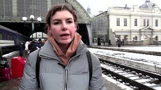 The scramble to board trains at Lviv station