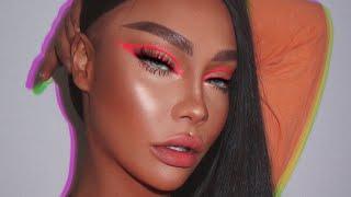 ELECTRIC LINER GLOWY SKIN MAKEUP | SONJDRADELUXE