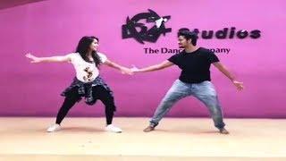 Deepthi Sunaina Shanmuk Jaswanth Latest Dance Video || Andhamaina Premarani Song
