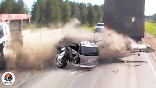 180 SHOCKING Moments Car Crashes of Idiots In Cars You Filmed Seconds Before Disaster!